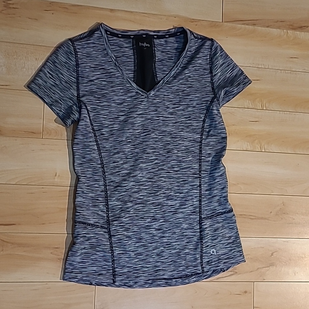 Hyba women's small shirt